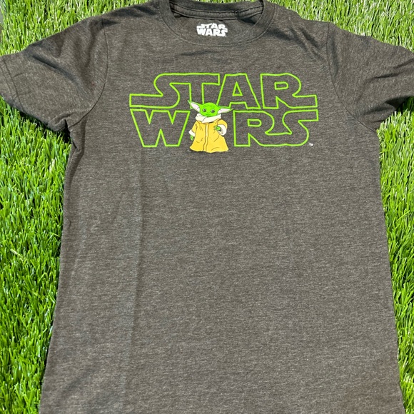 Star Wars baby yoda tshirt - Picture 1 of 1